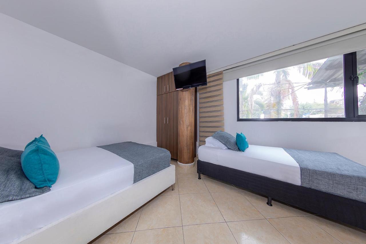 Hotel Ayenda Palo Alto メデジン エクステリア 写真