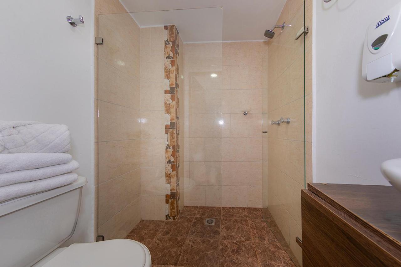 Hotel Ayenda Palo Alto メデジン エクステリア 写真
